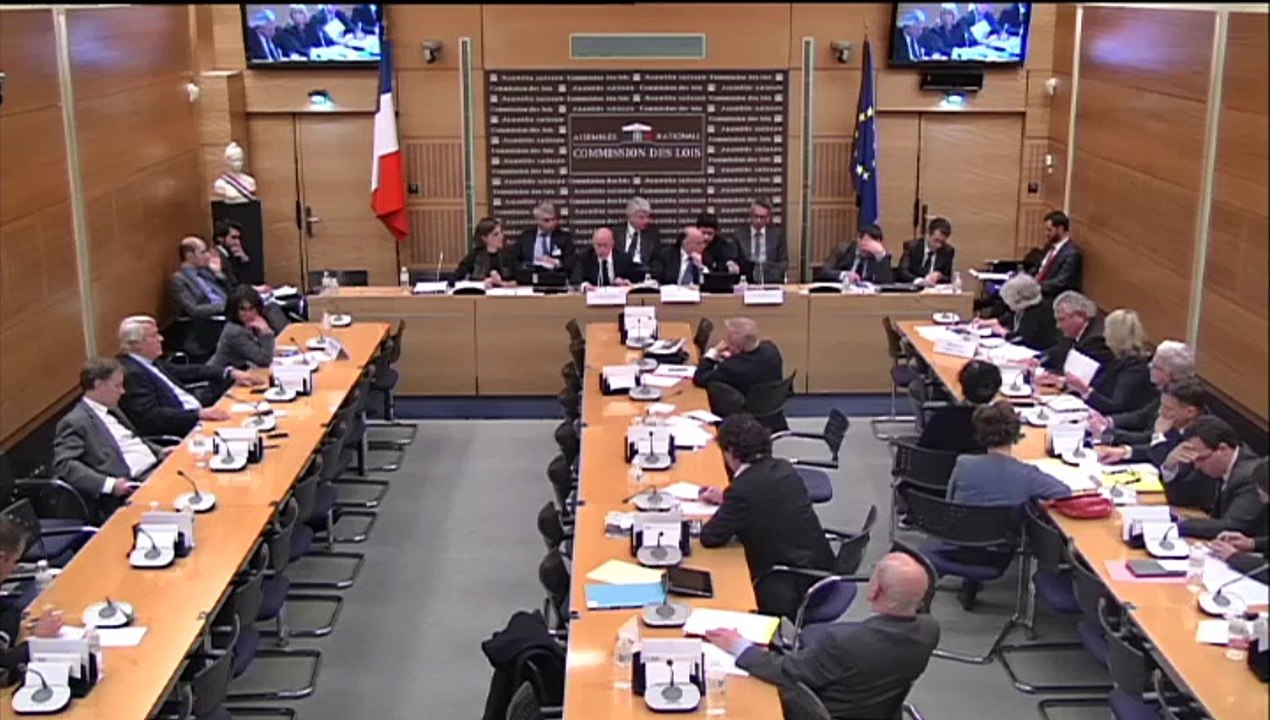 Yves Goasdoué - Filières djihadistes - Réponses du Ministre de l'intérieur