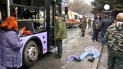 Mueren varios pasajeros de un trolebús en un bombardeo en Donetsk