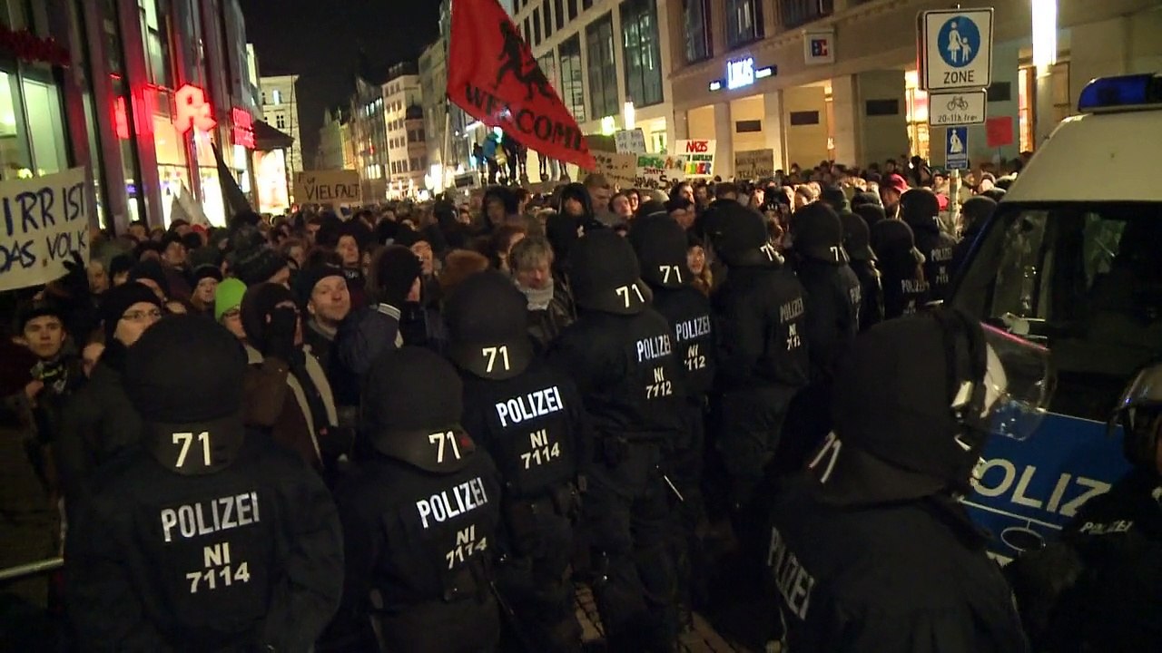 Legida-anhänger in leipzig klar in der unterzahl