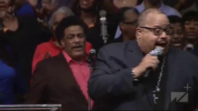 Fred Hammond - Oh Give Thanks - Andrae Crouch Celebration of Life Concert Funeral - 01-21-2015