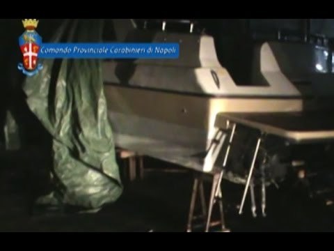 Napoli - Camorra, arrestati 8 usurai del clan Mazzarella, sequestri da 2 milioni -2- (21.01.15)