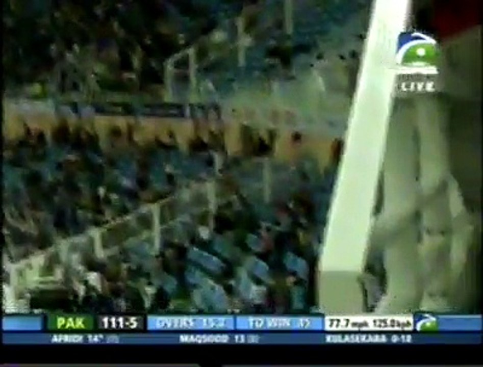 Lala Best bating aganist SA