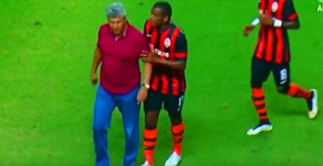 Lucescu Çıldırdı Sahaya Daldı!
