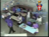 Parete (CE) - Bambini picchiati e derubati delle merende, arrestata maestra -live- (22.01.15)