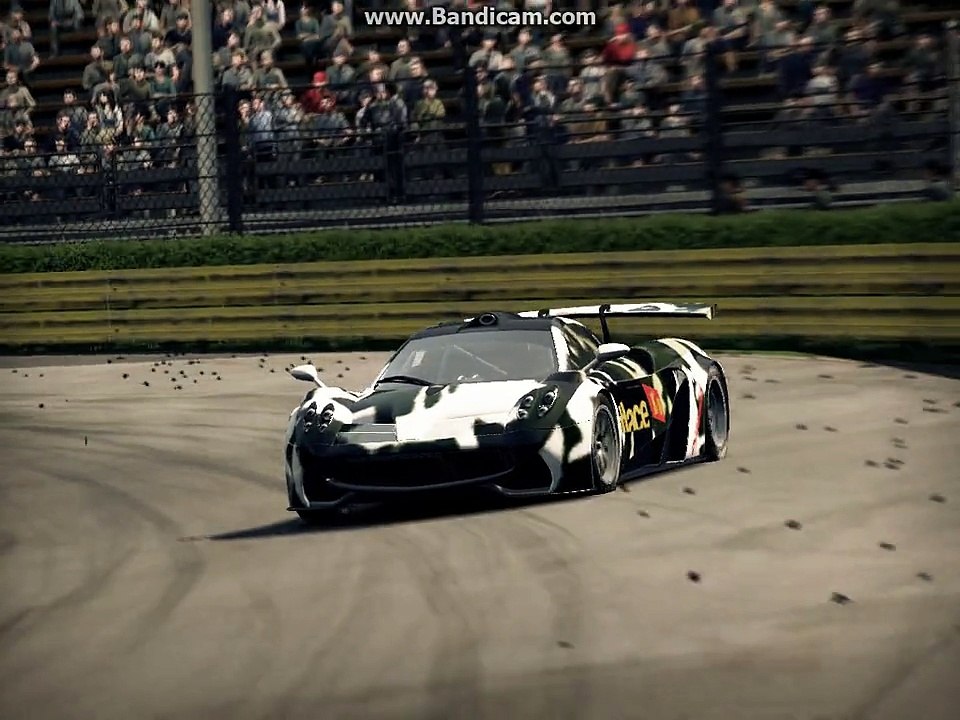 1.31..849 mins - Pagani Huayra