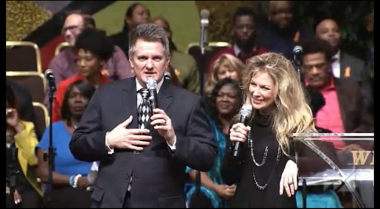 Matt and Laurie Crouch Speaks - Andrae Crouch Celebration of Life Concert Funeral - 01-21-2015