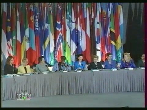 staroetv.su / Итоги (НТВ, 1995) Интервью с Наиной Ельциной