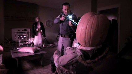 HELLIONS - Extrait du film [Robert Patrick, 2015]
