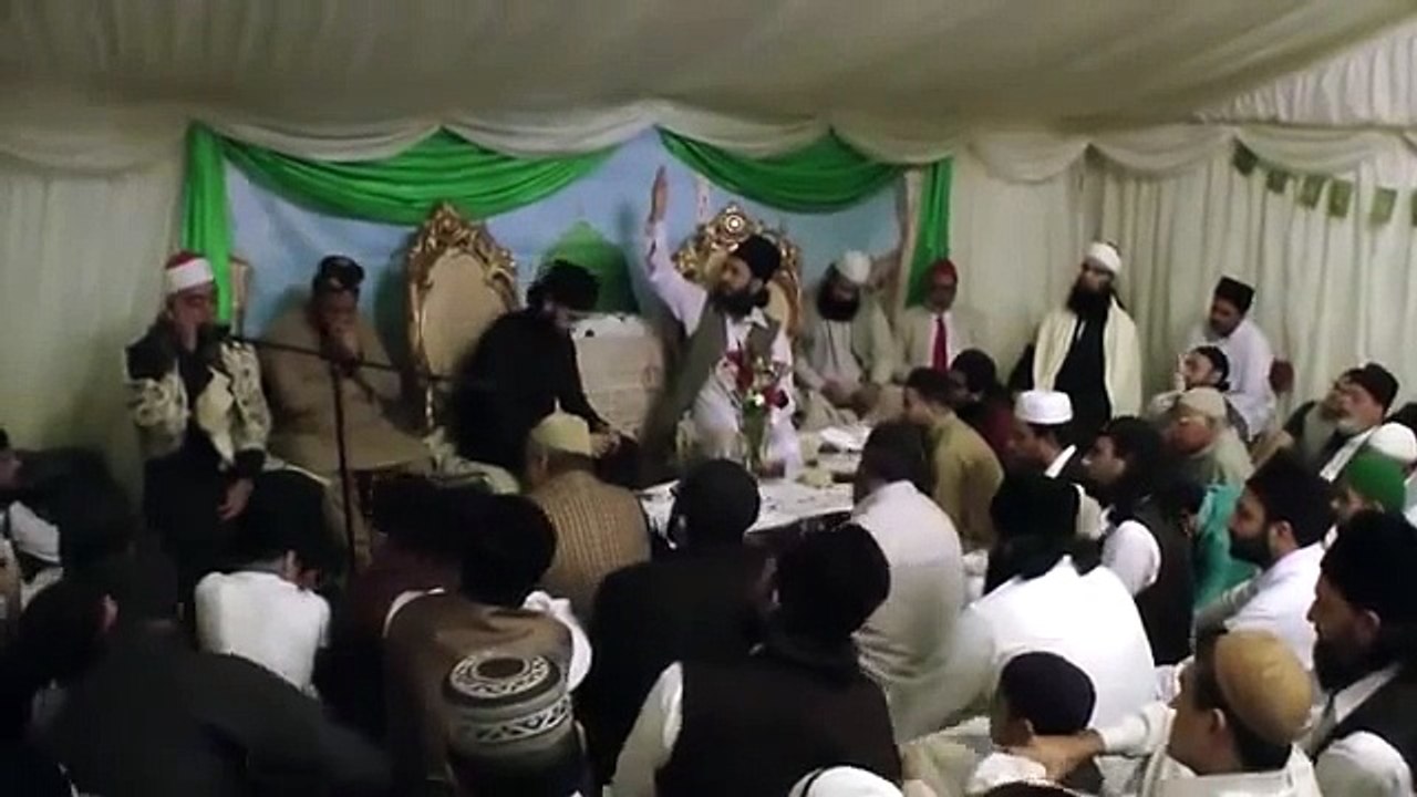 Qari Mohammad Ayyub Asif Sahib 25th August 2013 Mehfil E Milaad Paak at Slough Part 1