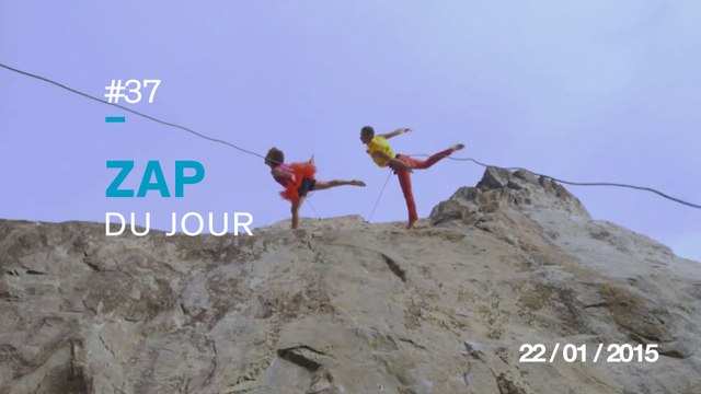 ZAP DU JOUR #37 : Papa hooligan / Kickflip en surf / Hololens de Microsoft / Chat hypnotisé...