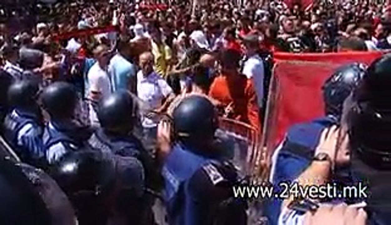 ANALITICARI ZA PROTESTI