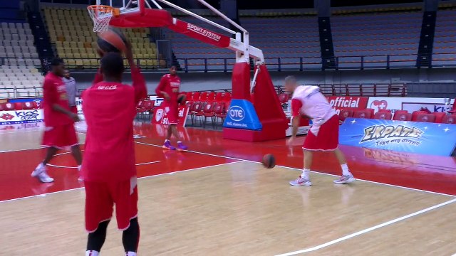 Προπόνηση στο ΣΕΦ ενόψει Λαμποράλ (2)