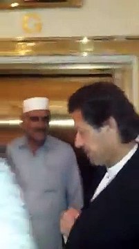 Imran Khan Today At Madina Munawara - 22nd January 2015