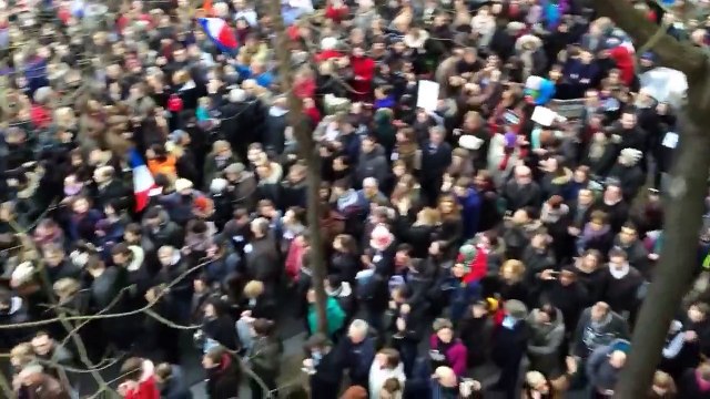 La réaction magique de la foule lors de la chanson Imagine de John Lennon
