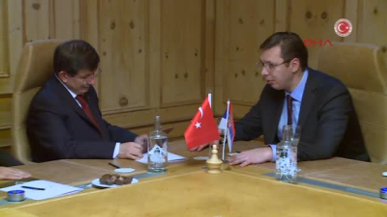 Başbakan Ahmet Davutoğlu, Malezya ve Sırbistanlı Mevkidaşları ile Görüştü