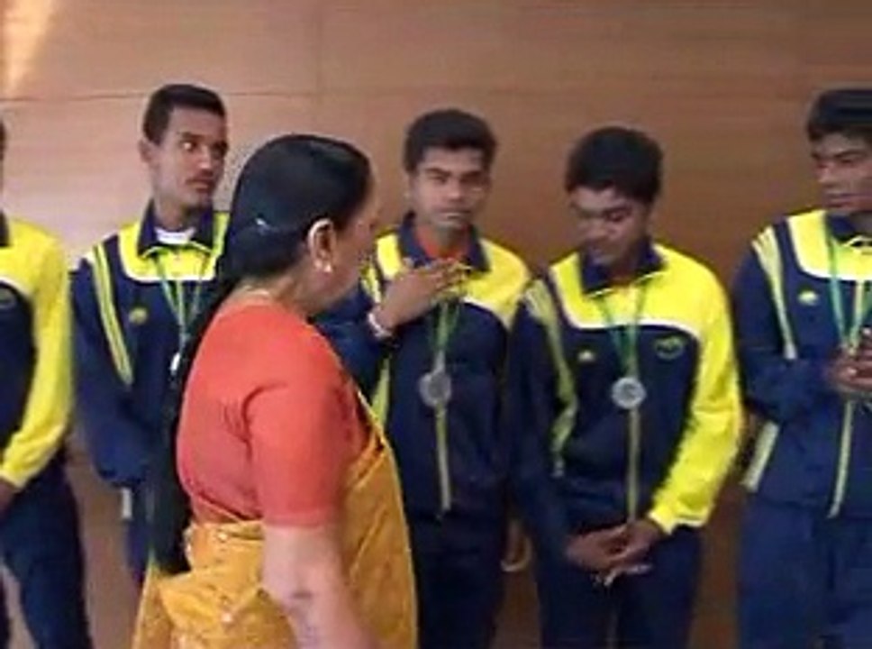 Gujarat CM meets Under 17 Kabbadi Runners UP Team in Gandhinagar