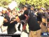 Dunya News - Lahore: Police baton charge Govt Islamia School students