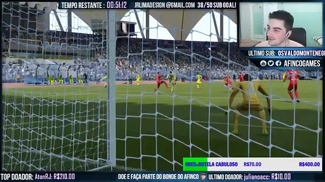 Que golaço! O Yaya Touré também faz bonito no Fifa 15! Veja essa bomba de fora da área!