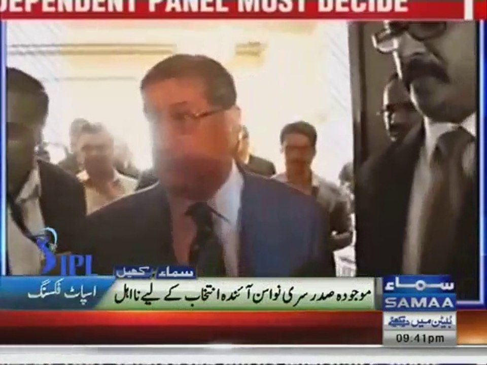 IPL spot-fixing SC bars Srinivasan from BCCI elections, 3-man panel to decide on CSK, Royals' fate