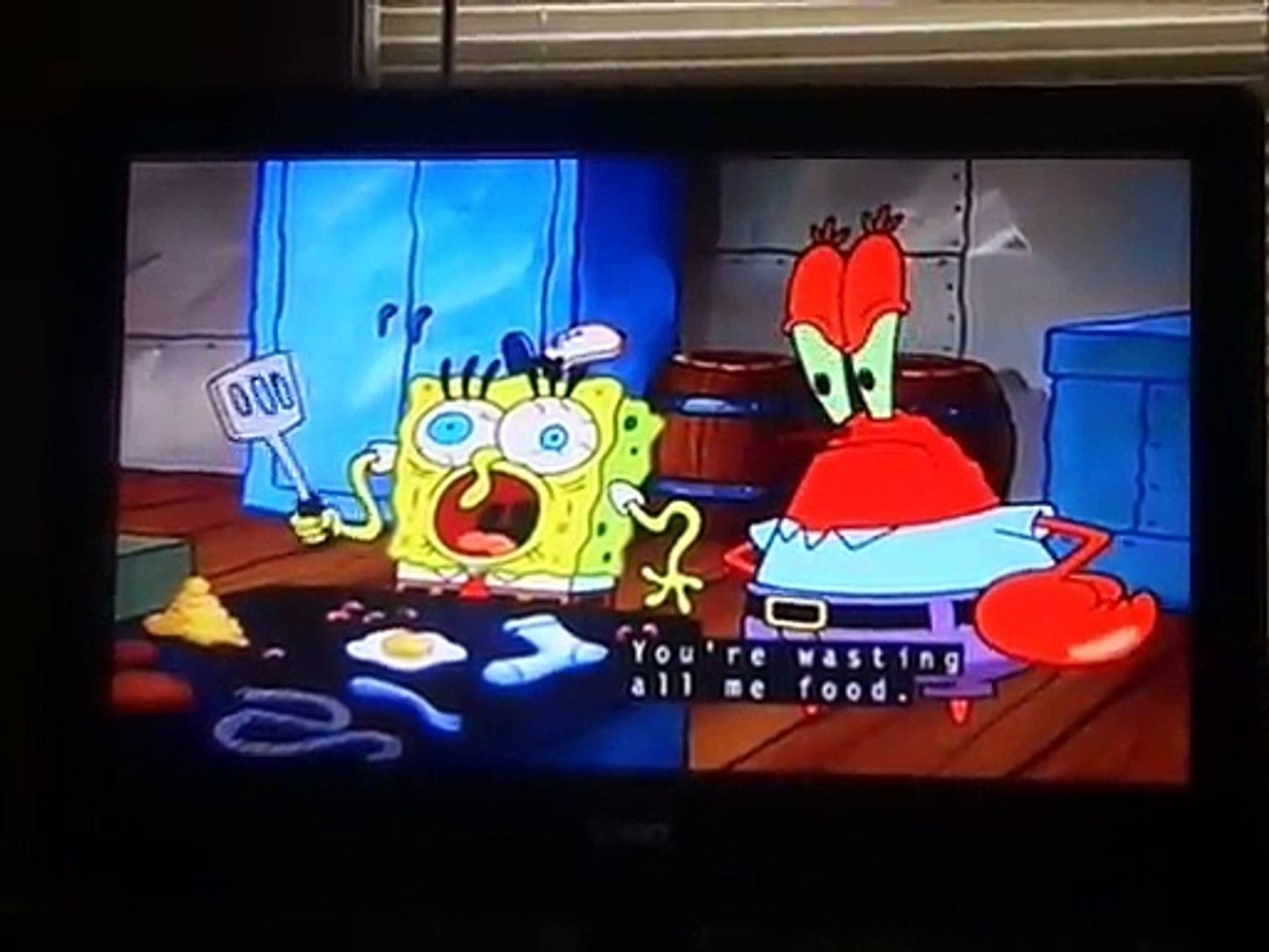 Spongebob Squarepants Wait A Minute Mr Krabs Turns Into Krabby Patty Video Dailymotion