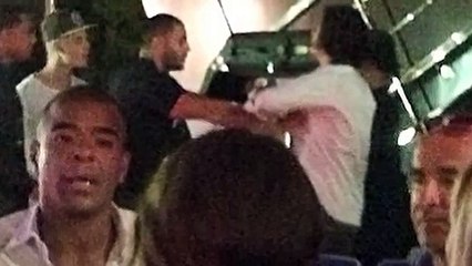 Justin Bieber Kissing Miranda Kerr   Hot Video