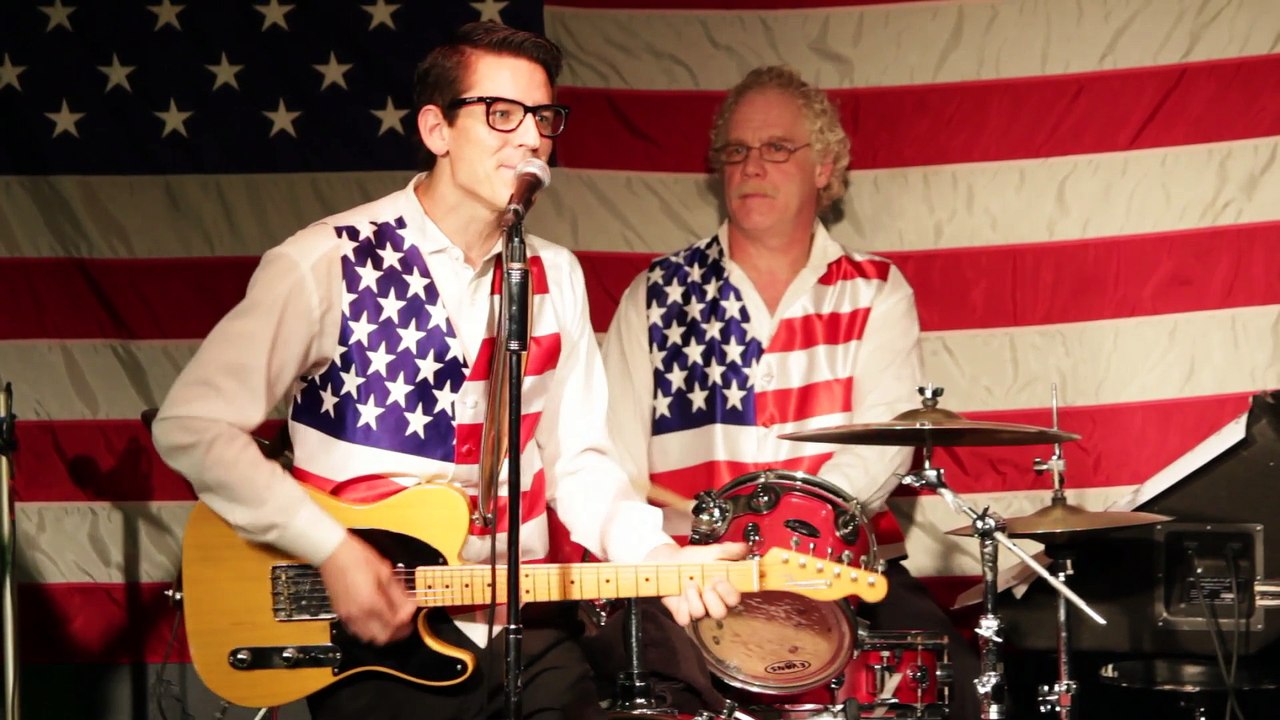 Derek Herendeen sings a Buddy Holly medley Elvis Presley Memorial VFW 2015