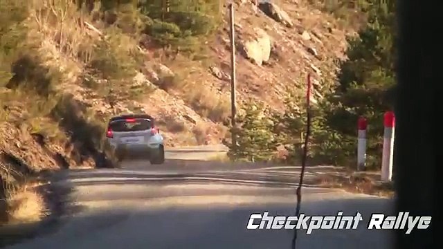 Ce pilote de rallye prend tous les risques pour démontrer la fiabilité de sa voiture !