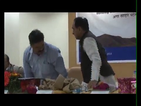 Dr Subramanian Swamy at Maharaja Sayajirao University of Baroda 20 Feb'14, Part 1/3