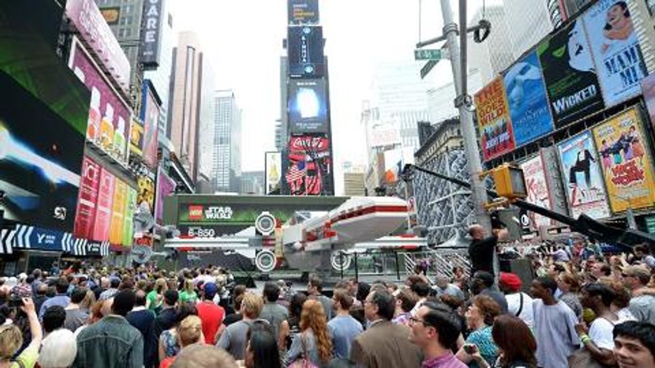 Empire - McAmerica: The Success Secrets of Brand USA