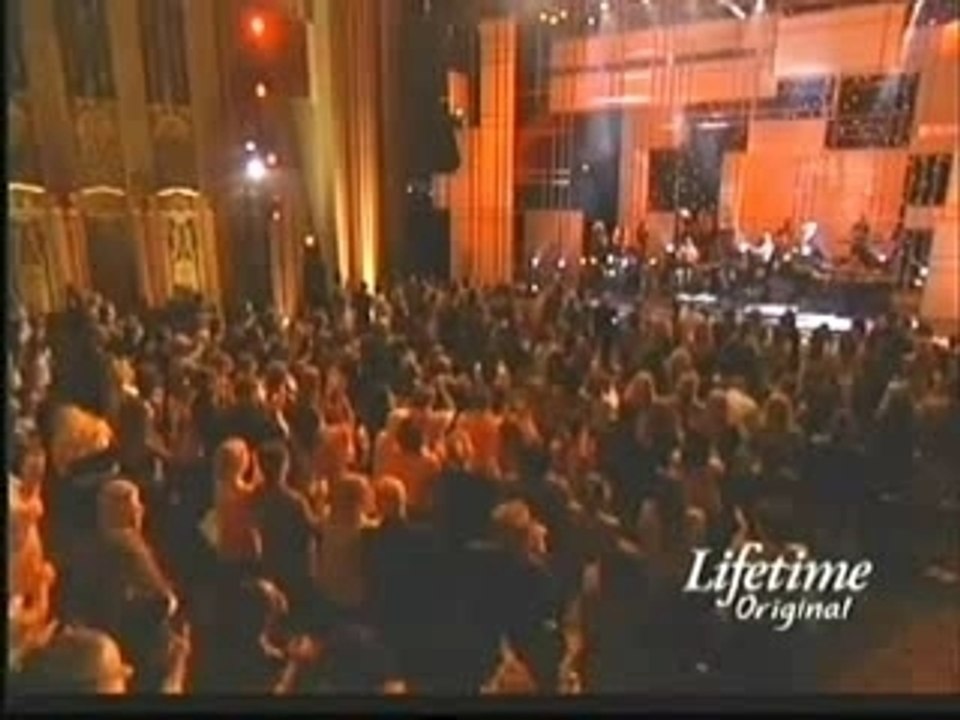 Kelly Clarkson - Miss Independant