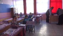 Yozgat Engelli Çocuk Azminin Karnesini Aldı