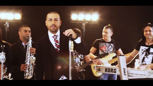 Sasa Kapor ft Sandra Afrika - Oci plave