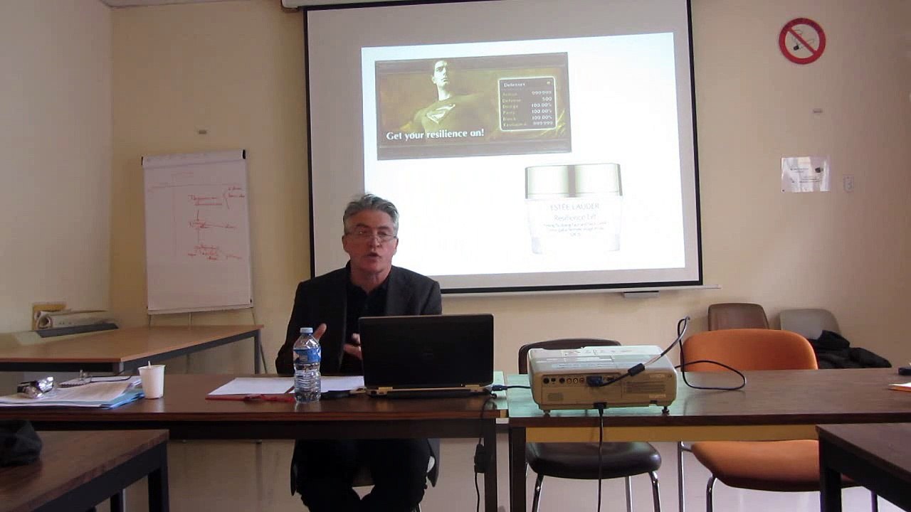 La résilience, maillon entre urgence et développement ou buzzword palliatif à la crise de la pensée ? Commentaires C. Gilbert