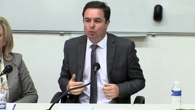 IDETCOM_Le contrat de partenariat - 14 - L’intérêt du contrat de partenariat par rapport aux partenariats public-privé institutionnalisés , Grégory Kalflèche, Université Toulouse 1, pour Michaël KARPENSCHIF, Professeur, Université Jean Moulin-Lyon 3