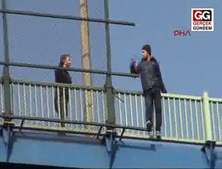 HALİÇ KÖPRÜSÜ'NDE İHTİHAR GİRİŞİMİ