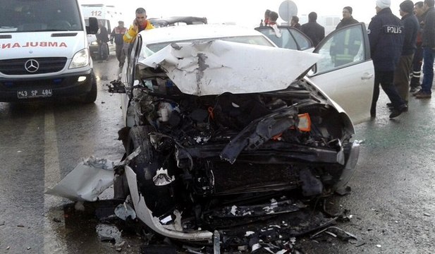 Siste zincirleme kaza: 10 yaralı
