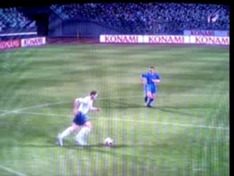 Beckam belle frappe en pleine lucarne !!