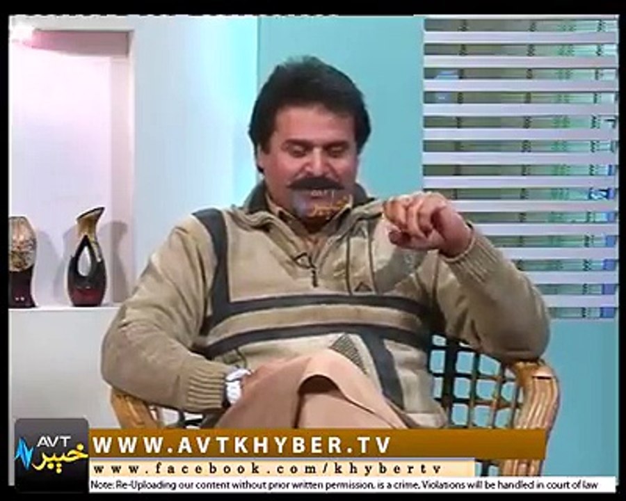 AVT Khyber - بابو نے ترقی کرنے کا راز بتا دیا، آپ بھی جانئے