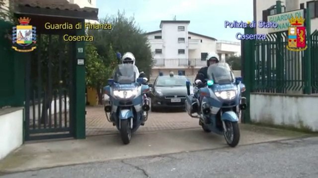 Corigliano Calabro - truffe alle assicurazioni e falsi incidenti, 7 arresti