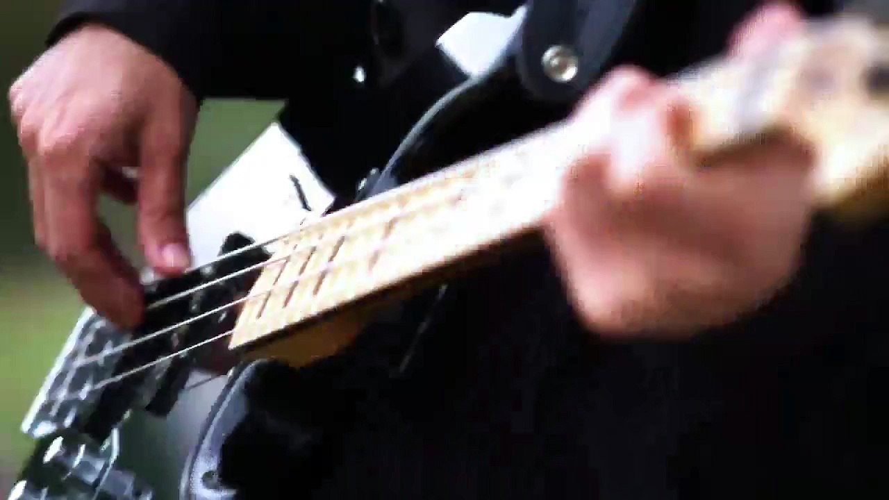 İskender Paydaş feat. Ozan Ünlü - Gemiler