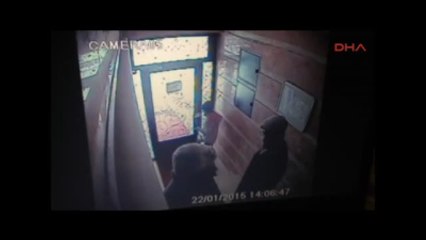 Komşusu Tarafından Öldürülen CHP'li Koç'un Sekreterinin Öğretmen Eşi Son Yolculuğuna Uğurlandı-ek