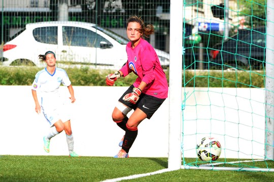 D2 féminine - Monteux 3-1 OM : le but de Caroline Pizzala (90+3e)