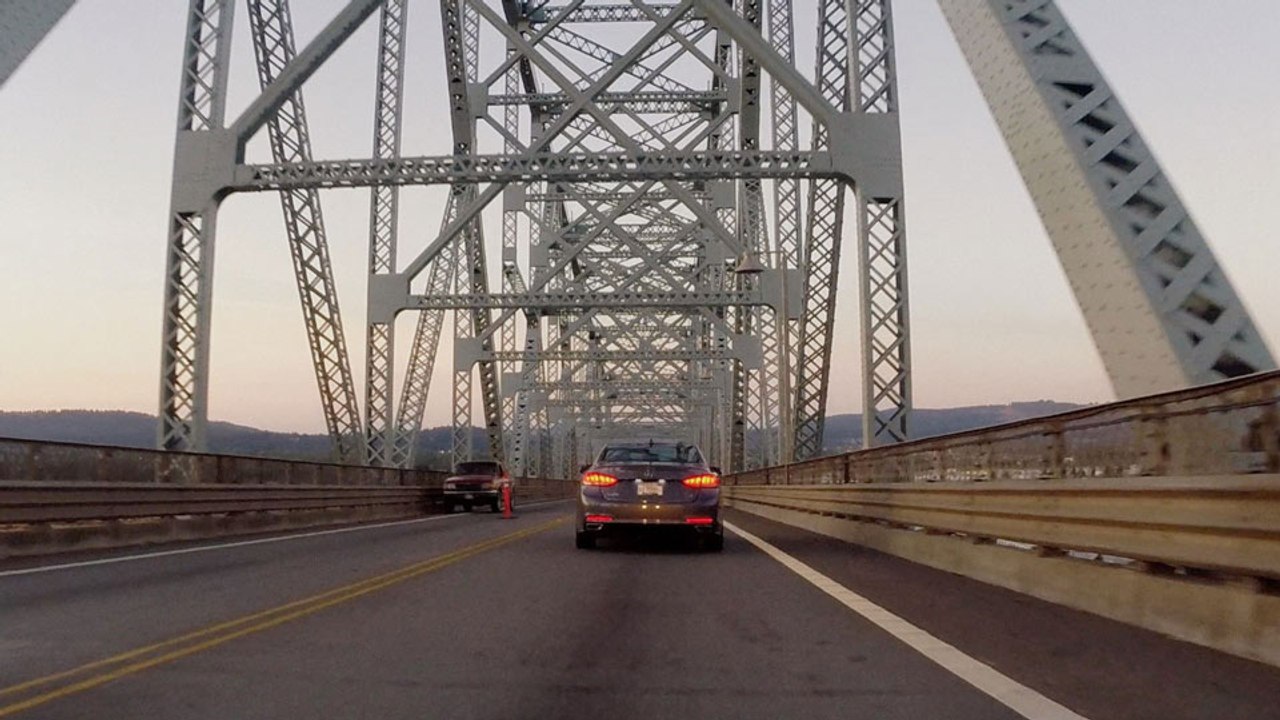 2015 Hyundai Genesis V6 Reviewed