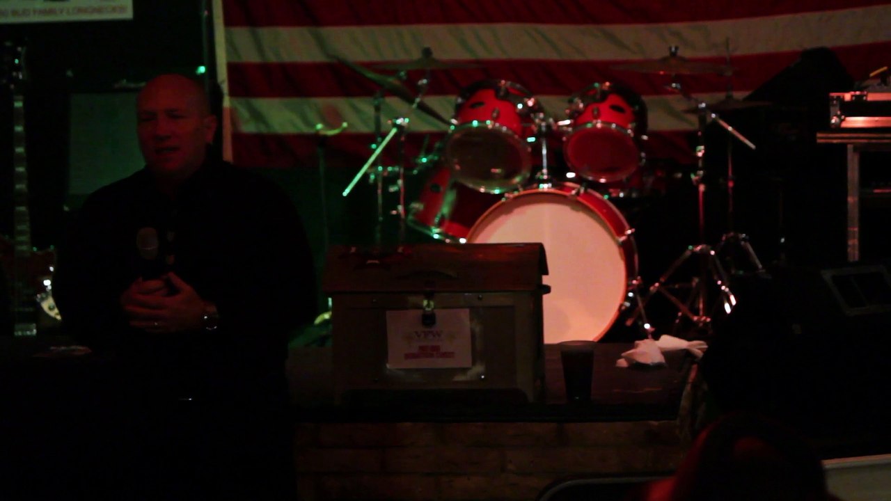 Danny McCorkle sings 'Tomorrow Never Comes' Elvis Presley Memorial VFW 2015