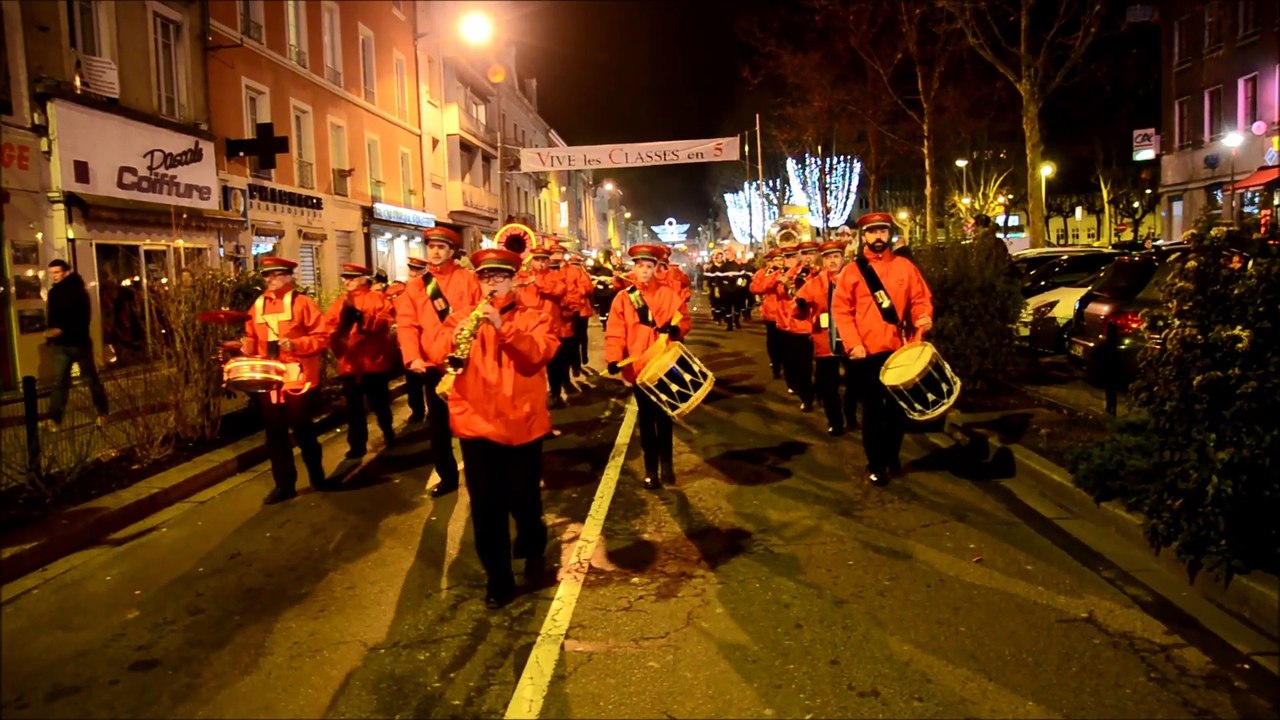 Conscrits de Villefranche 2015 : La retraite aux flambeaux
