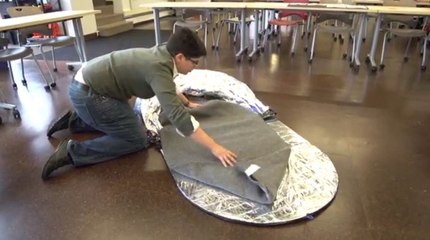 Ce sac de couchage pourrait venir en aide aux SDF