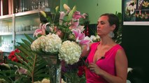Wedding Floral Arrangements - How to Make a Tall Flower Arrangement_2