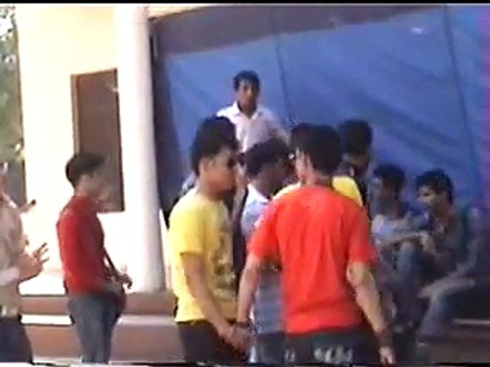 Mr B ( Robot ) At College Welcome Party 2011