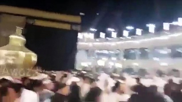 Imran Khan @ Haram Sharif Performing Umrah Watch video