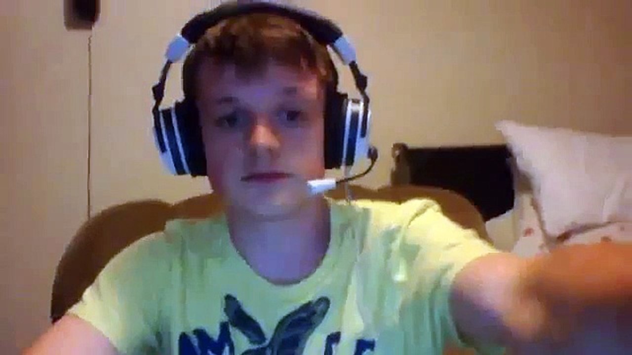 Webcam video from June 2, 2014 11 35 PM